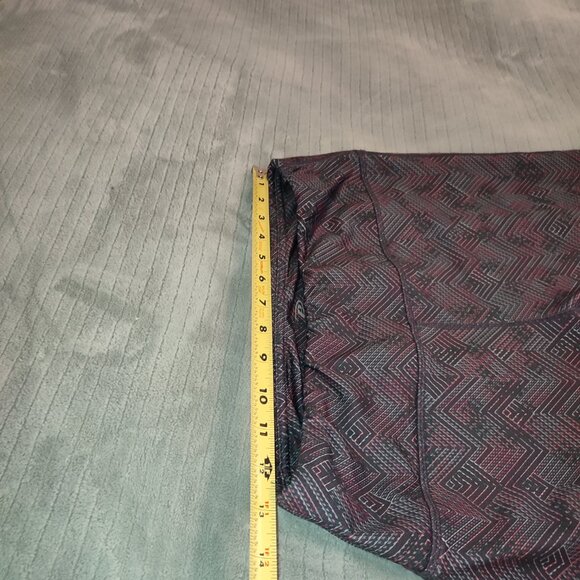 Pro Player Leggings Razzle and Dazzle Geometric Design Wicking Phone Pocket - Picture 7 of 14